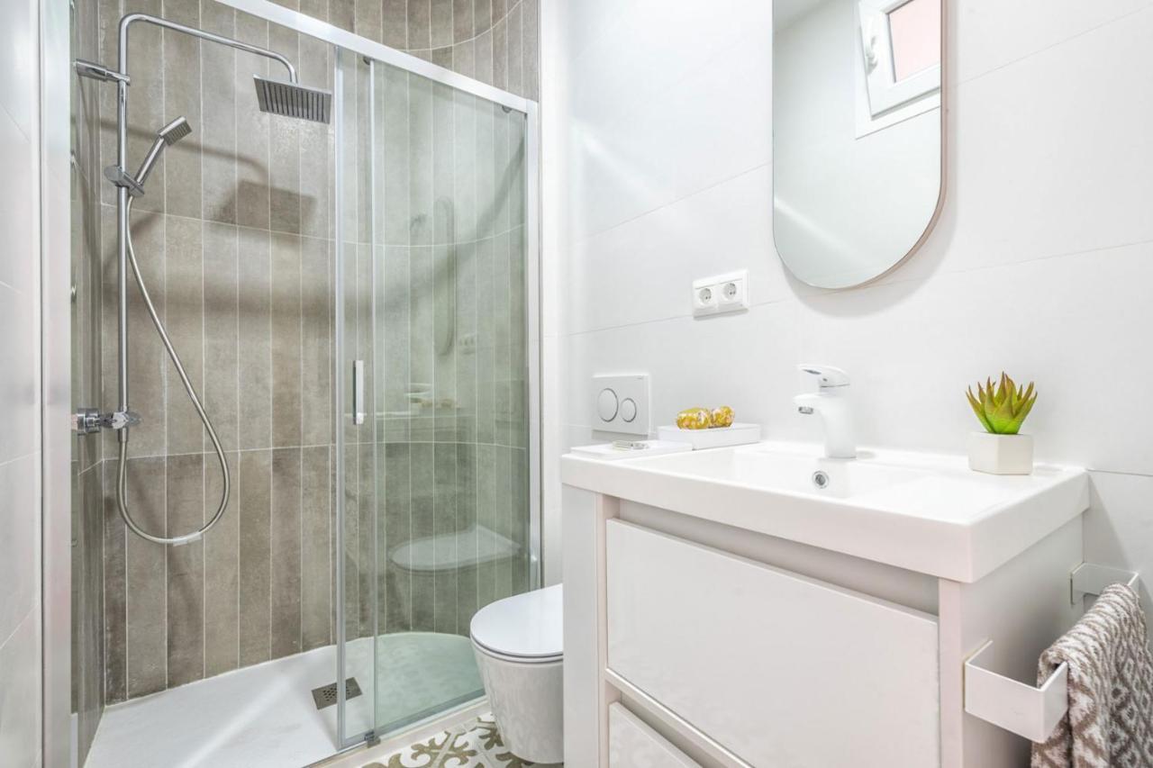 Pinzon Apartment In Malaga By Solaga Holiday Homes Bagian luar foto